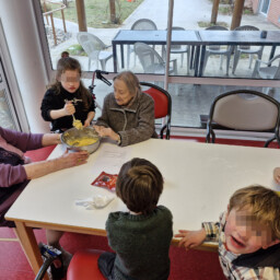 Rencontres intergénérationnelles à l'EHPAD