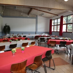 Salle 2 La Griffe en configuration repas